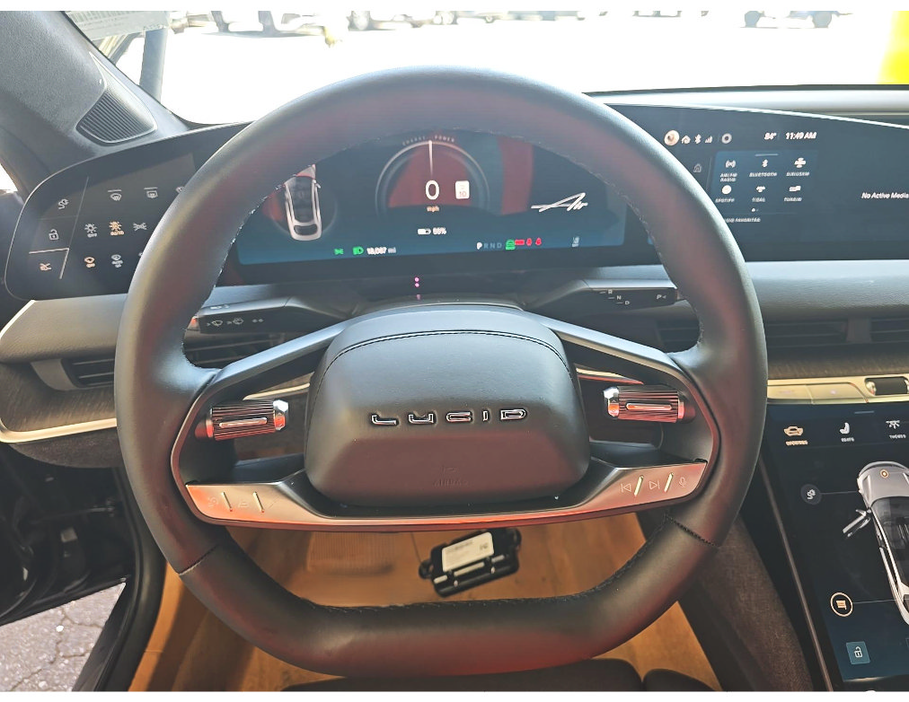 Used 2023 Lucid Air Touring AWD/4WD image 9