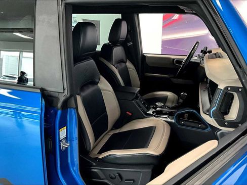 Used 2021 Ford Bronco Wildtrak image 12