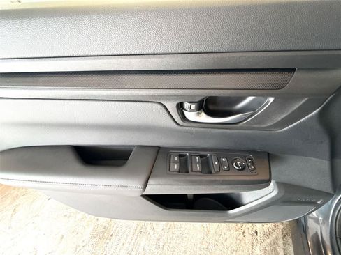 Used 2023 Honda CR-V EX image 15