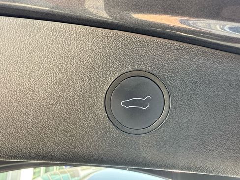 Used 2023 Tesla Model 3 Standard Range RWD image 18