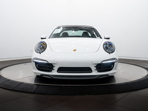 Certified 2014 Porsche 911 Targa 4S image 36