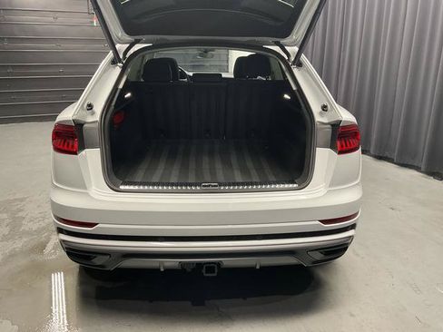 Used 2023 Audi Q8 Premium Plus AWD/4WD image 6
