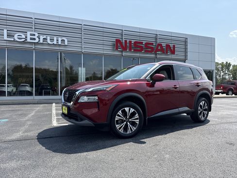 Certified 2023 Nissan Rogue SV w/ SV Premium B Package AWD/4WD image 1