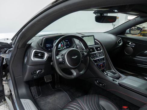 Used 2018 Aston Martin DB11 V12 image 82
