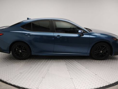 Certified 2025 Toyota Camry SE w/ Convenience Package FWD image 7