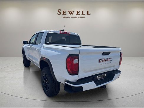 New 2025 GMC Canyon Elevation w/ Convenience Package image 3