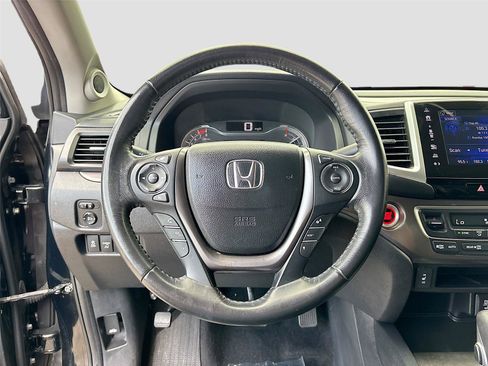 Used 2019 Honda Ridgeline RTL-T image 11