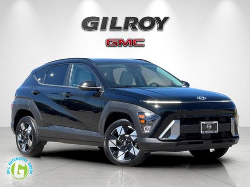 Used 2025 Hyundai Kona SEL AWD/4WD image 1