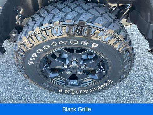 Used 2023 Jeep Wrangler Unlimited w/ Cold Weather Group AWD/4WD image 18