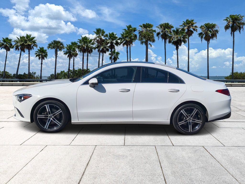 Used 2023 Mercedes-Benz CLA 250 w/ Premium Package image 7