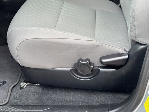 Used 2023 Toyota Tacoma SR image 14