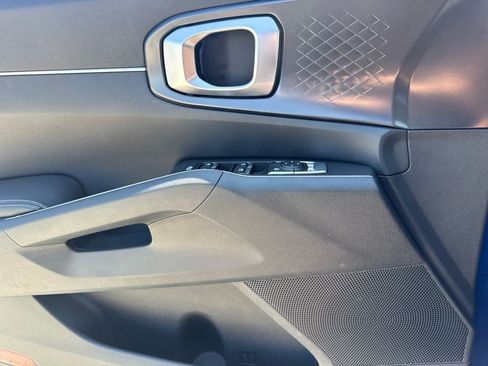 Used 2021 Kia Sorento S FWD image 19