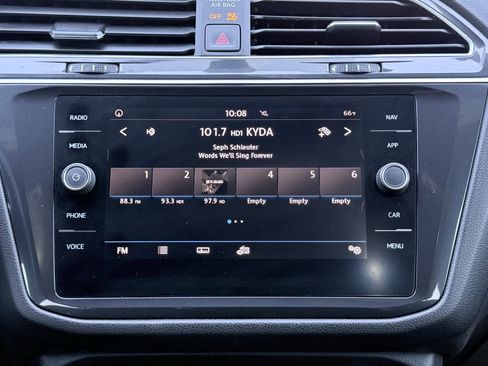 Used 2019 Volkswagen Tiguan SEL R-Line FWD image 56