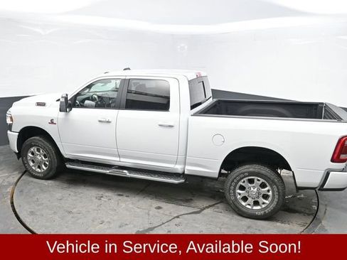 Used 2024 RAM 2500 Laramie image 32