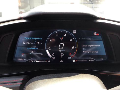 Used 2023 Chevrolet Corvette Stingray Preferred Conv w/ Z51 Performance Package RWD image 10