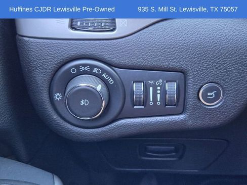 Certified 2021 Jeep Cherokee Latitude Lux 80th Anniv w/ Quick Order Package 26U 80TH image 23
