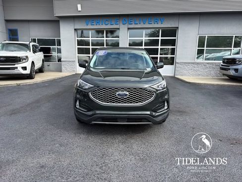 Certified 2024 Ford Edge SEL w/ Convenience Package AWD/4WD image 3