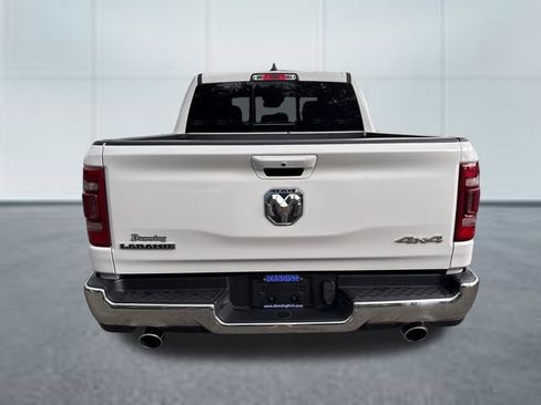 Used 2023 RAM 1500 Laramie AWD/4WD image 3