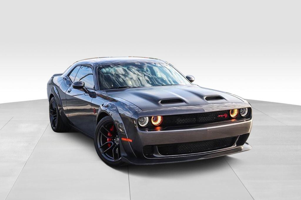 Used 2023 Dodge Challenger SRT Hellcat RWD image 2