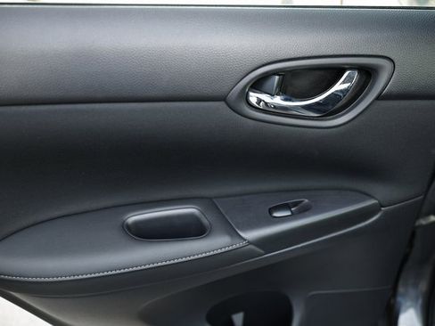 Used 2019 Nissan Sentra S w/ Appearance Package image 24