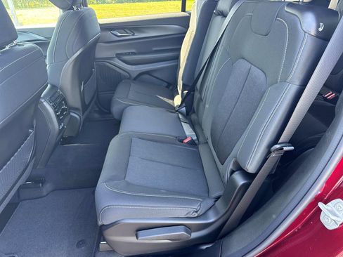 New 2026 Jeep Grand Cherokee L Laredo AWD/4WD image 16