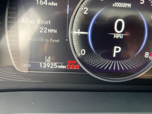 Used 2025 Lexus ES 350 image 2