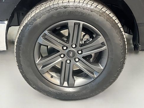 Used 2023 Ford F150 Lariat AWD/4WD image 32