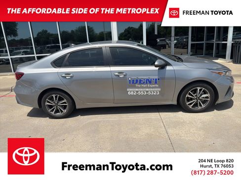 Used 2023 Kia Forte LXS FWD image 1