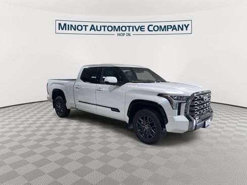 Used 2023 Toyota Tundra Platinum AWD/4WD image 2