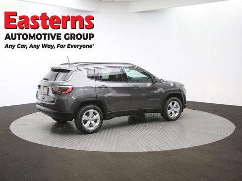Used 2021 Jeep Compass Latitude w/ Driver Assistance Group image 40