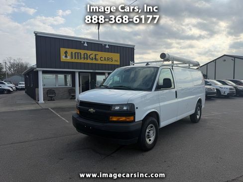 Used 2019 Chevrolet Express 3500 w/ Driver Convenience Package image 1