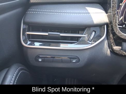 Certified 2023 INFINITI QX60 Luxe AWD/4WD image 18