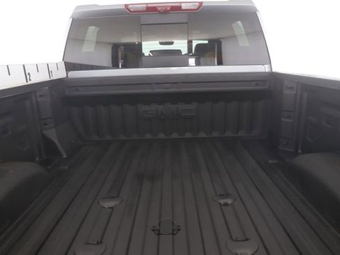 Used 2025 GMC Sierra 2500 AT4 w/ Technology Package image 29