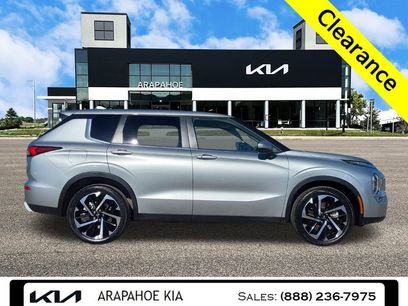 Used 2024 Mitsubishi Outlander SE