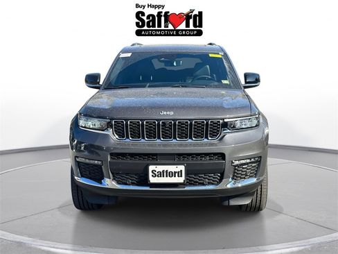 New 2025 Jeep Grand Cherokee L Limited w/ Luxury Tech Group II image 16