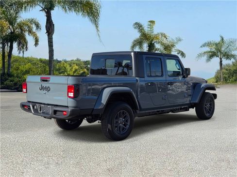New 2026 Jeep Gladiator Sport image 4