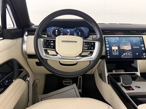 Used 2025 Land Rover Range Rover Autobiography AWD/4WD image 27