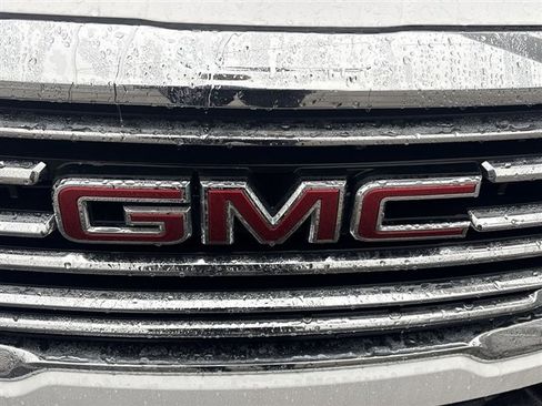 Certified 2023 GMC Terrain SLT image 29