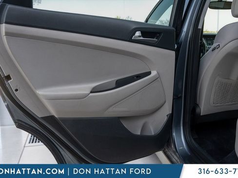 Used 2018 Hyundai Tucson Value w/ Cargo Package AWD/4WD image 18