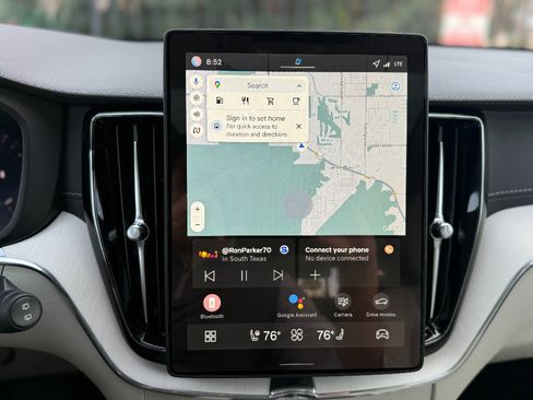 New 2026 Volvo XC60 B5 Ultra w/ Protection Package Premier image 19