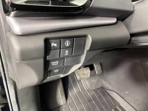 Certified 2025 Acura RDX w/ Technology Package image 27