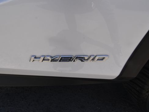 Used 2016 Lexus RX 450h AWD w/ Cold Weather Package image 20