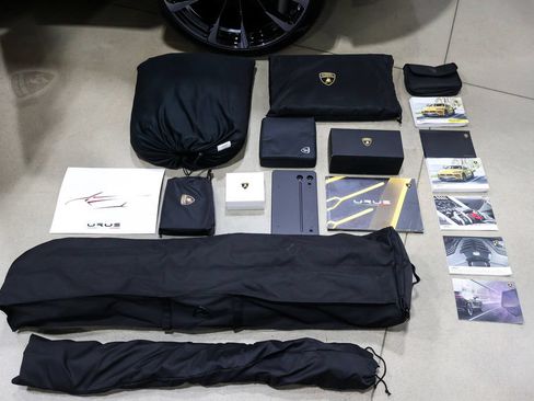 Used 2021 Lamborghini Urus AWD/4WD image 64