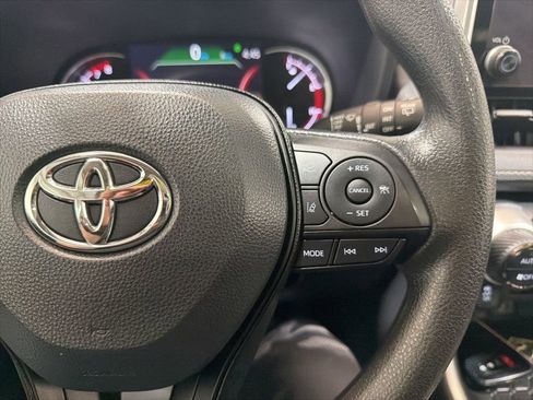 Used 2024 Toyota RAV4 XLE w/ Convenience Package image 27