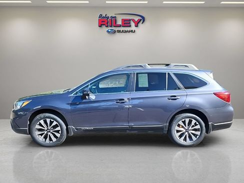 Used 2016 Subaru Outback 2.5i Limited AWD/4WD image 2