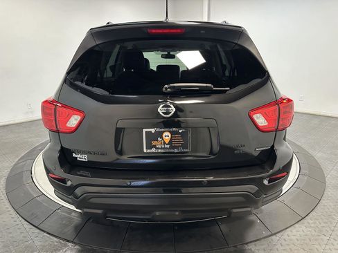Used 2018 Nissan Pathfinder SL w/ Midnight Edition Package image 11
