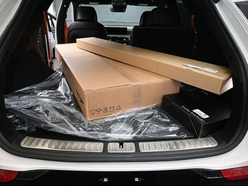 New 2026 Genesis GV70 2.5T Sport Prestige image 17