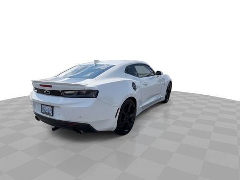 Certified 2017 Chevrolet Camaro LT RWD image 8