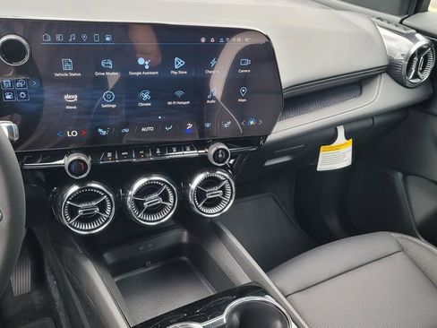 New 2025 Chevrolet Blazer EV LT FWD image 21