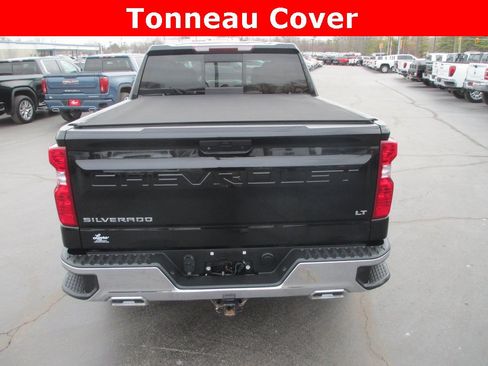 Used 2021 Chevrolet Silverado 1500 LT w/ Z71 Off-Road Package image 6